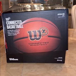 Wilson X Connected Men’s Basketball